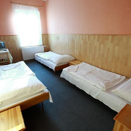 Hotel Slavie Klášterec nad Ohří エクステリア 写真