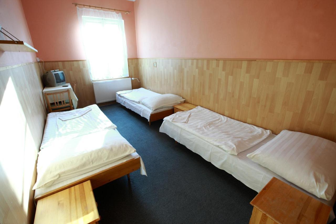 Hotel Slavie Klášterec nad Ohří エクステリア 写真