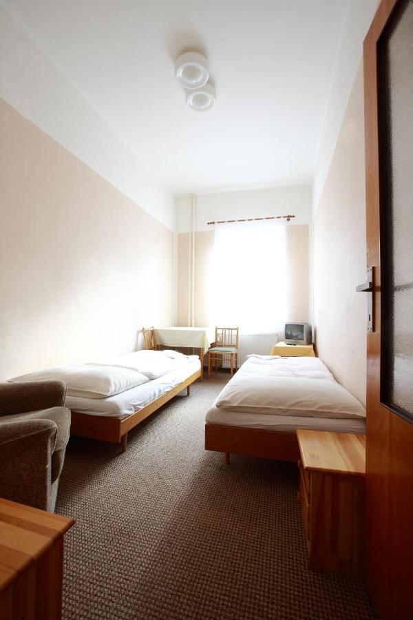 Hotel Slavie Klášterec nad Ohří エクステリア 写真