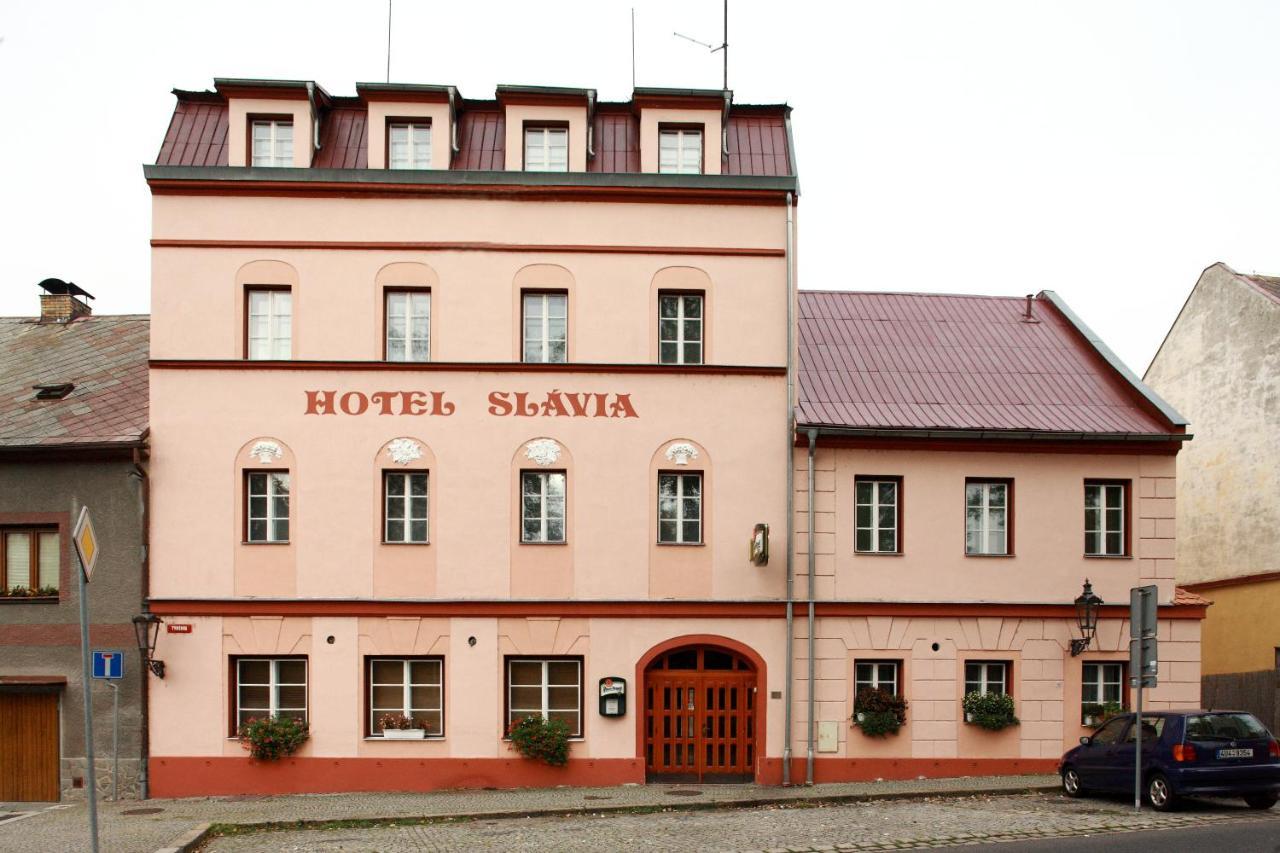 Hotel Slavie Klášterec nad Ohří エクステリア 写真